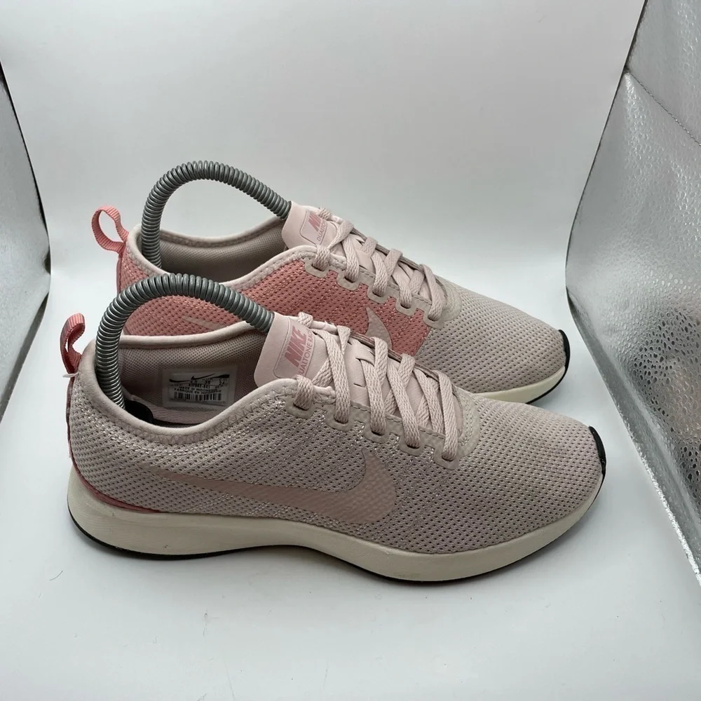 Nike Dualtone Racers women’s pink sneakers size 7